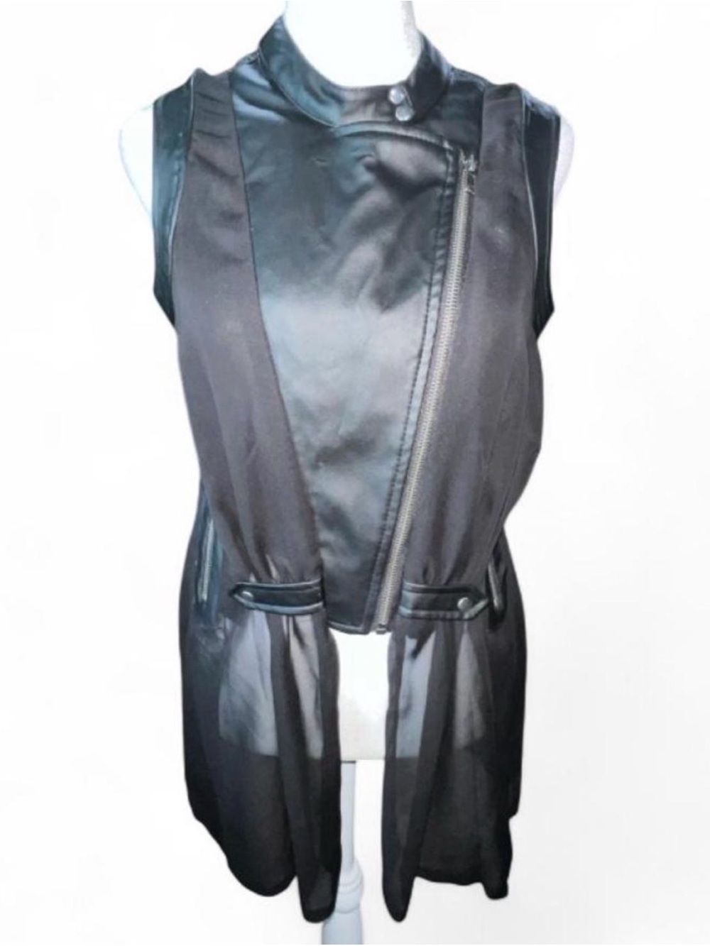 Women’s Black Asymmetrical Zip Sleeveless Top